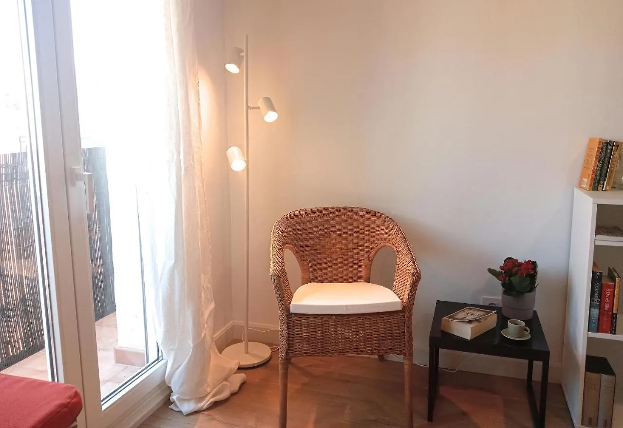 Apartment Comfortable Apartment. Very Central And Quiet. Barcelona